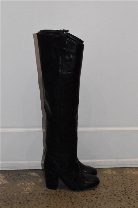 Black Leather Laurence Dacade Boots, size 8