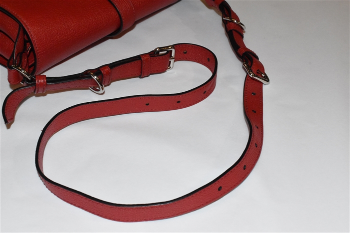 Lipstick Red Miu Miu Shoulder Bag, size M