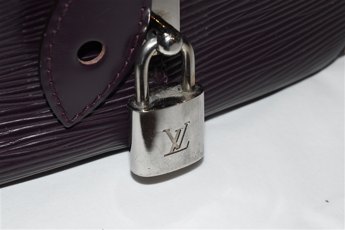 Aubergine Louis Vuitton Satchel, size L