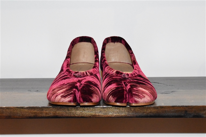 Burgundy Maison Margiela Pumps, size 7