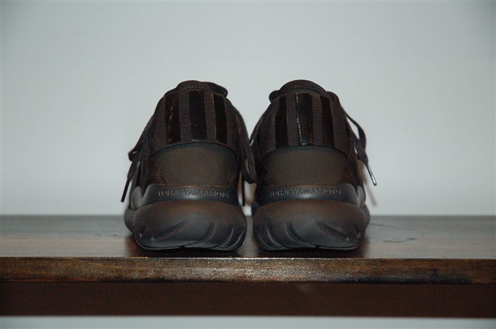 Basic Black Y-3 - Yohji Yamamoto Sneaker, size 8.5