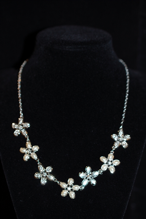 Rhodium Nina Ricci Necklace, size O/S