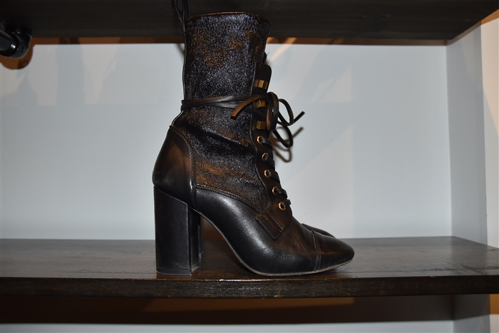 Black Leather Stuart Weitzman Boots, size 6