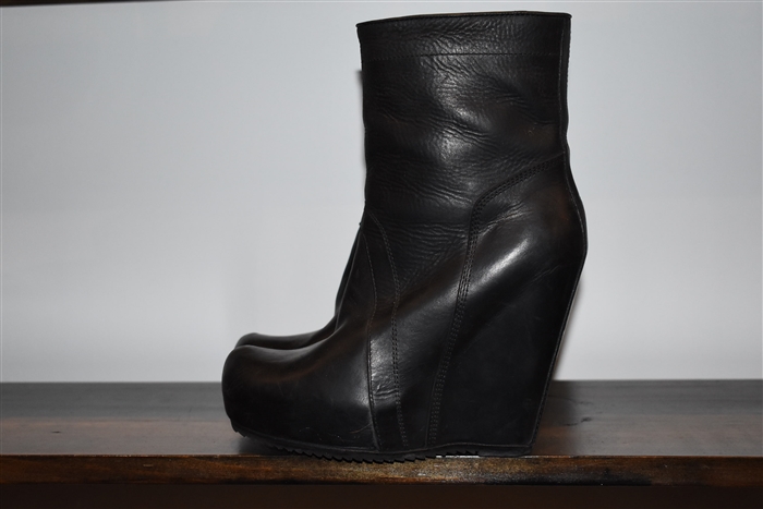 Black Leather Rick Owens Boots, size 8.5