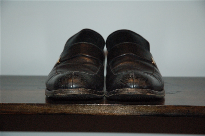 Black Leather Gucci Loafer, size 9