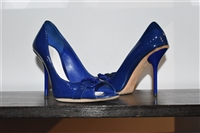 Deep Blue Gucci Peep-Toe, size 6