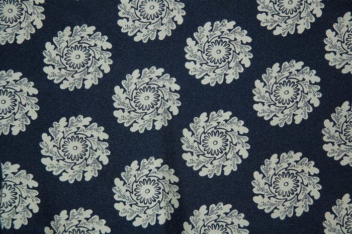 Navy & White Paul Smith Scarf, size O/S