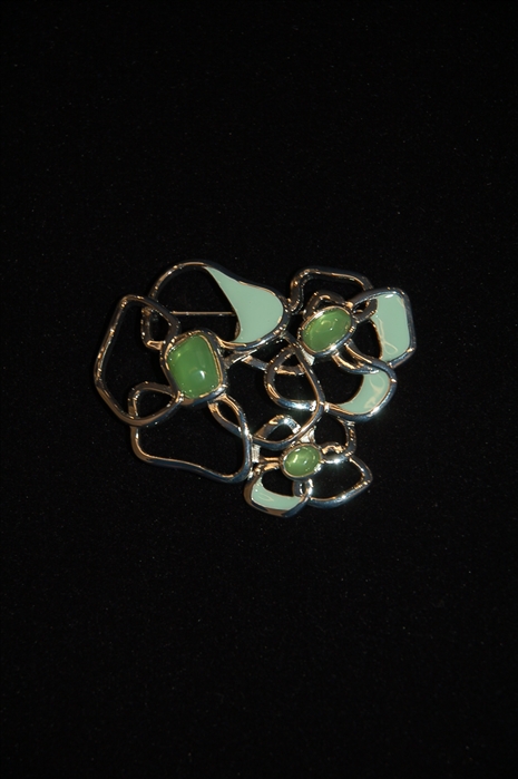 Rhodium Nina Ricci Brooch, size O/S