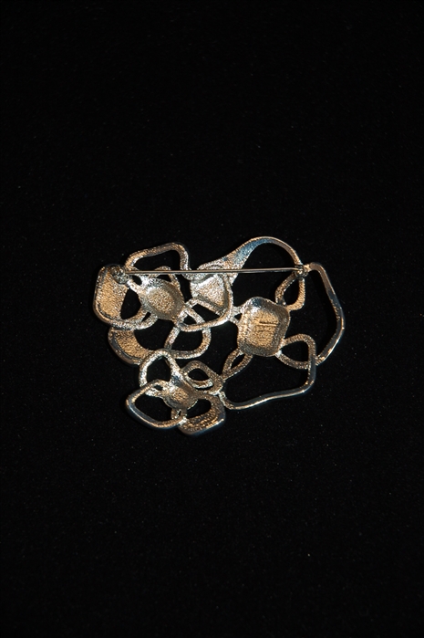 Rhodium Nina Ricci Brooch, size O/S
