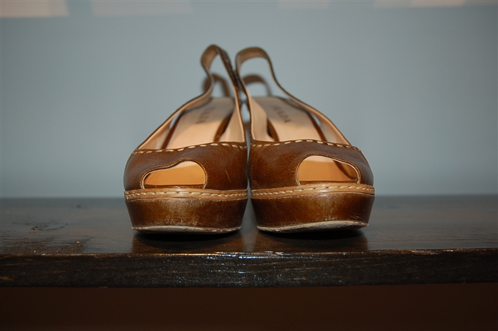 Bronze Prada Peep-Toe, size 7.5