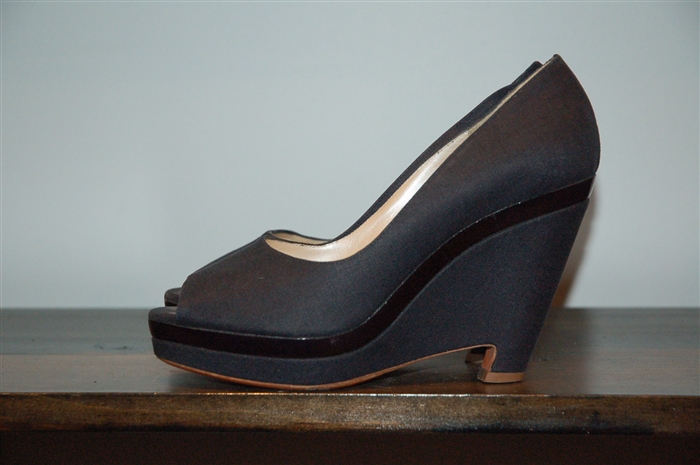 Navy Jil Sander Wedge, size 7