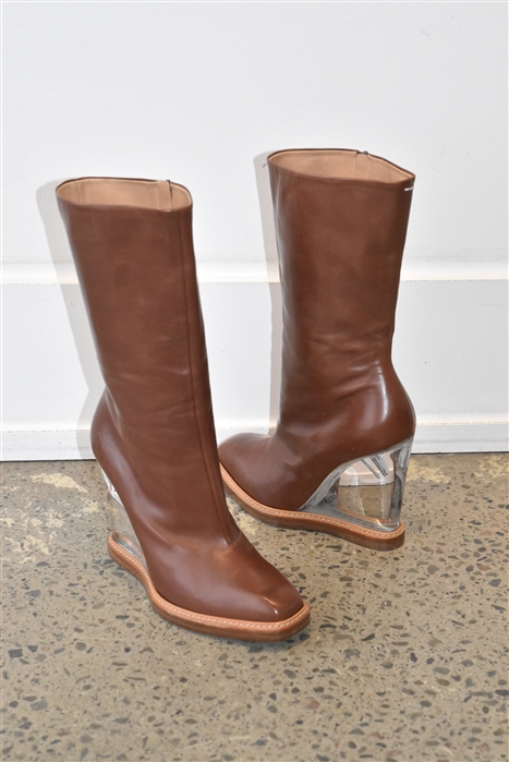 Acorn Maison Margiela Boots, size 8