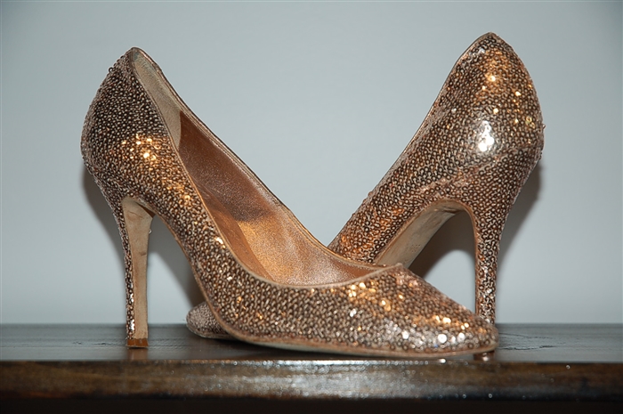 Rose Gold Manolo Blahnik Pumps, size 9.5