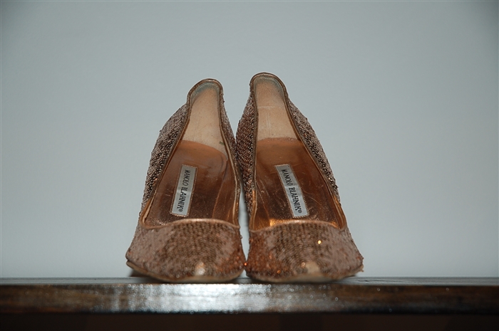 Rose Gold Manolo Blahnik Pumps, size 9.5