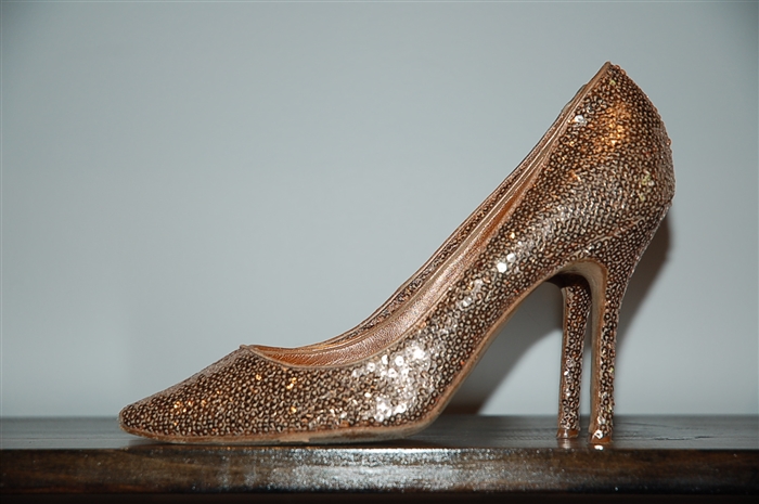 Rose Gold Manolo Blahnik Pumps, size 9.5