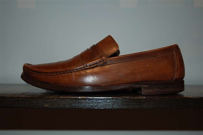 Aged Leather Bruno Magli Loafer, size 8.5
