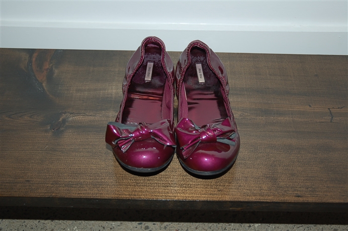Shilo Berry Miu Miu Ballet Flats, size 8