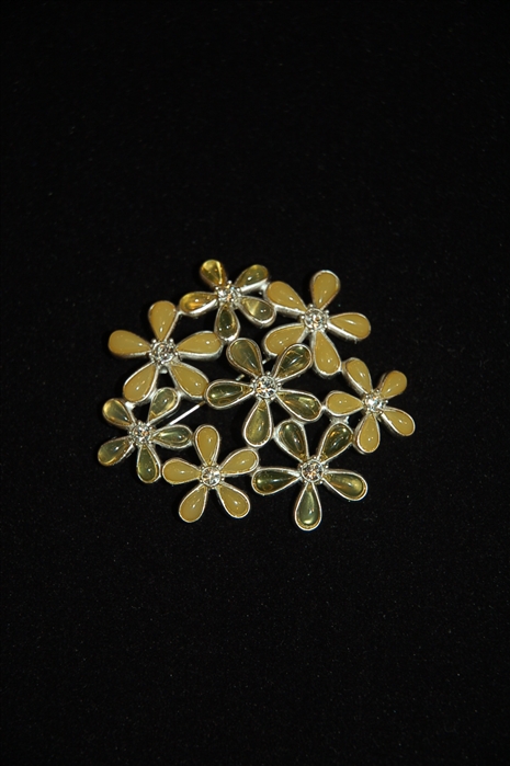 Silver Nina Ricci Brooch, size O/S