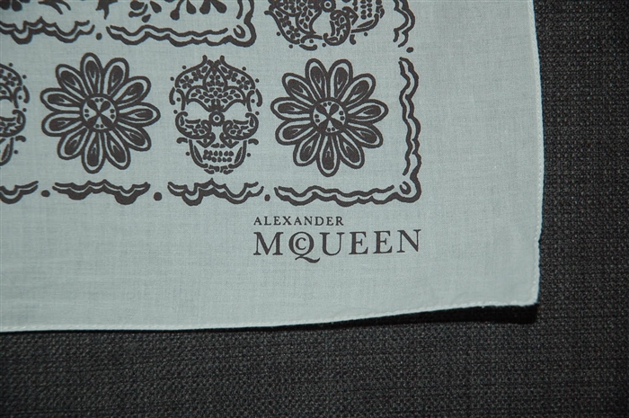 White & Gray Alexander McQueen Bandana, size O/S