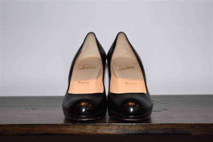Black Leather Christian Louboutin Pumps, size 7.5