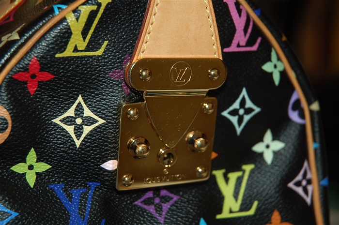 Monogram Louis Vuitton Satchel, size M