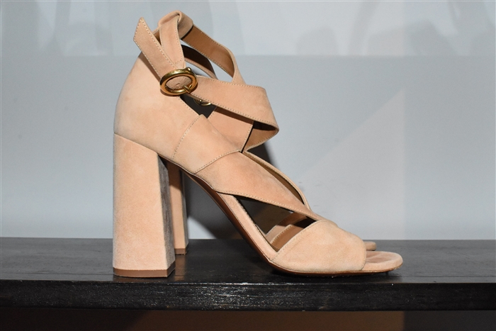 Peach Chloe Sandal, size 9.5