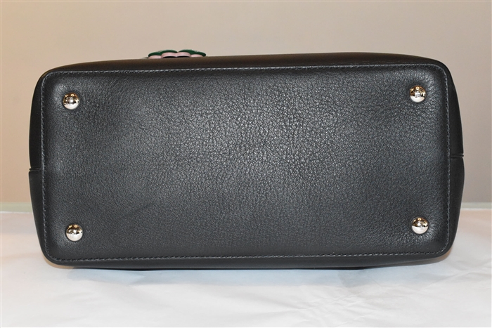 Black Leather Fendi Handbag, size S