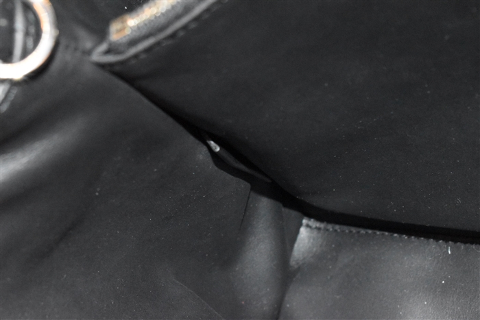 Black Leather Fendi Handbag, size S