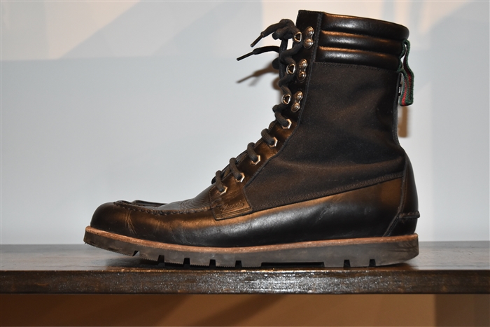 Black Leather Gucci Boots, size 9