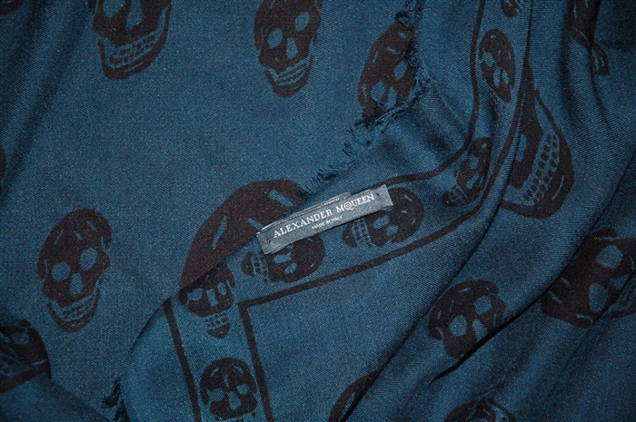 Navy & Black Alexander McQueen Scarf, size O/S