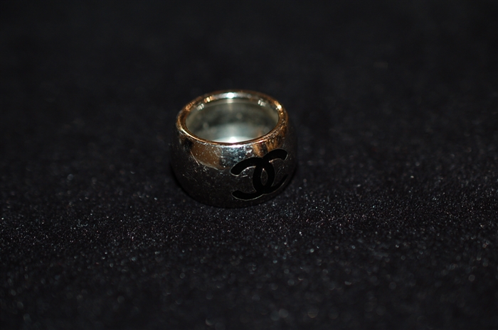 Silver Chanel - Vintage Ring, size O/S