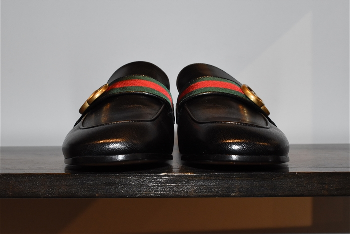 Black Leather Gucci Mules, size 8