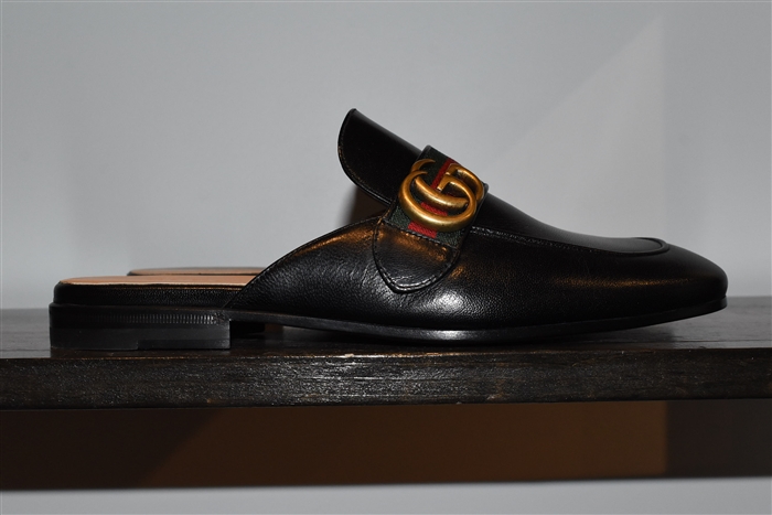 Black Leather Gucci Mules, size 8