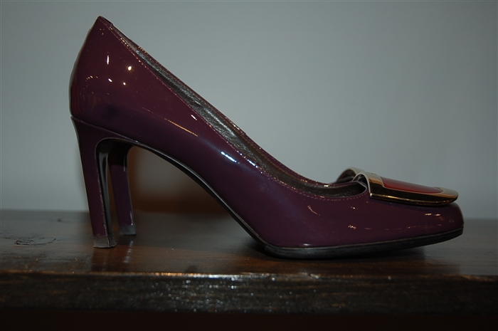 Aubergine Roger Vivier Pumps, size 7