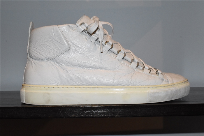 Off-White Balenciaga High-Top Sneakers, size 9