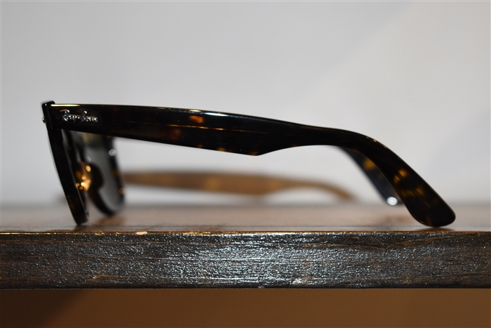 Tortoise Shell Ray Ban Sunglasses, size O/S