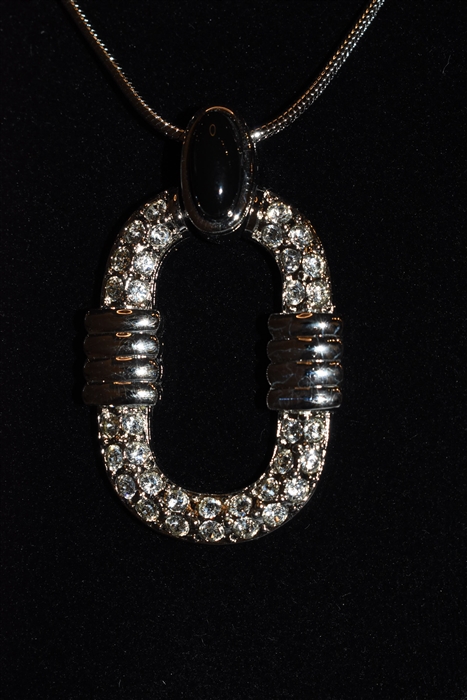 Rhodium Nina Ricci - Vintage Necklace, size O/S