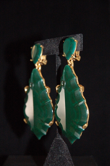 Emerald Oscar de la Renta Earrings, size O/S