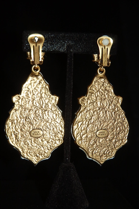 Emerald Oscar de la Renta Earrings, size O/S