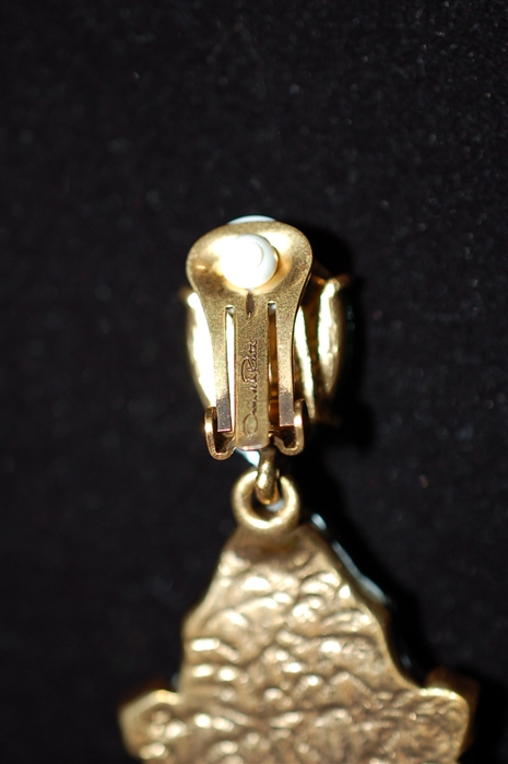 Emerald Oscar de la Renta Earrings, size O/S
