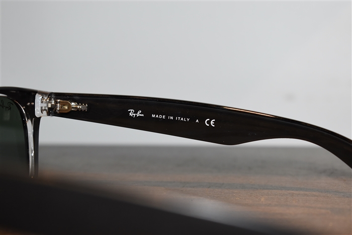Matte Black Ray Ban Sunglasses, size O/S