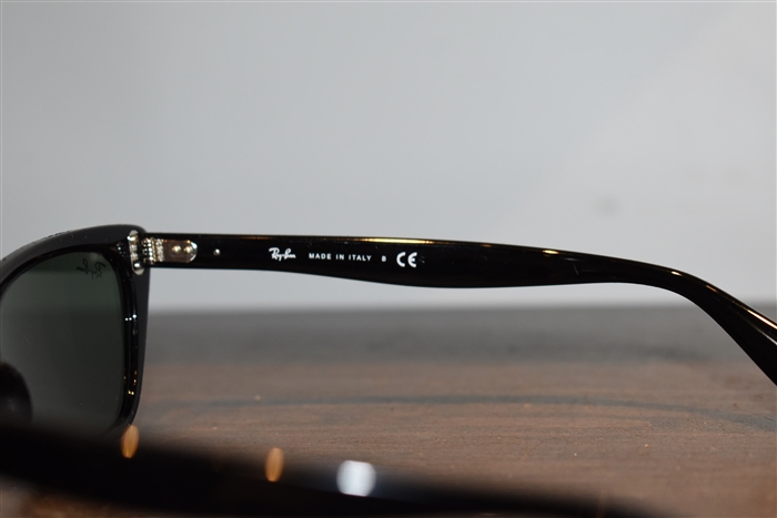 Shiny Black Ray Ban Sunglasses, size O/S