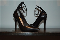 Black Leather Fendi Pumps, size 5