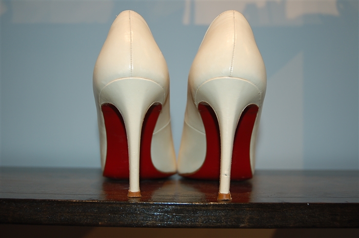 Ivory Christian Louboutin Pumps, size 8.5