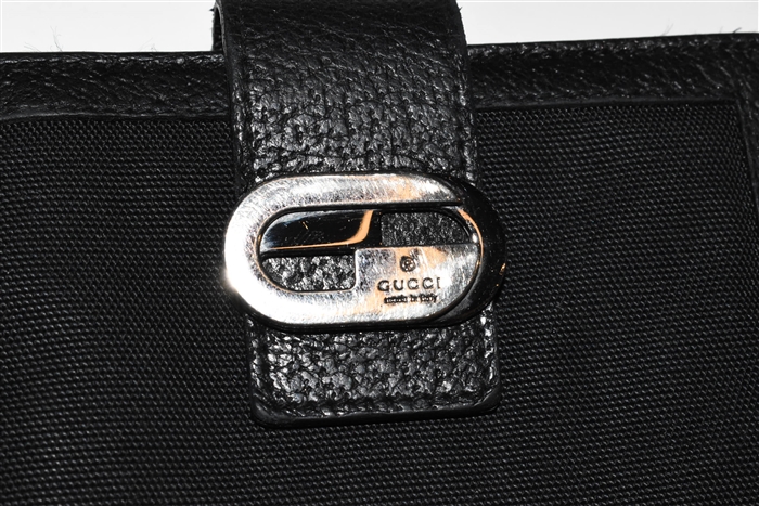 Basic Black Gucci Wallet, size O/S