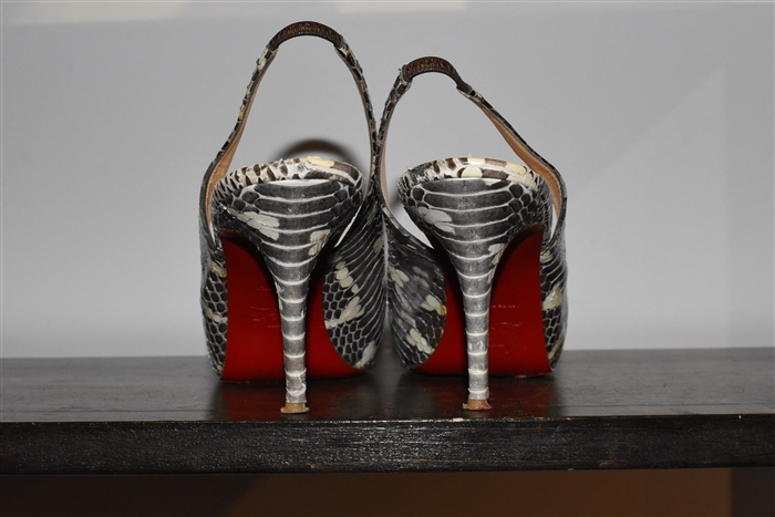 Snakeskin Christian Louboutin Peep-Toe, size 11