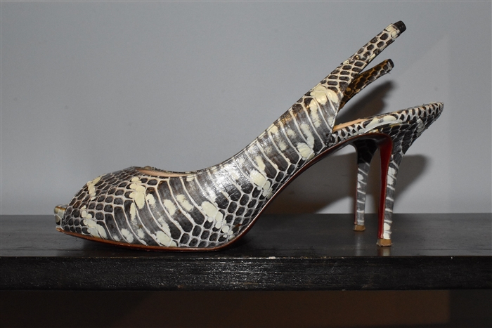 Snakeskin Christian Louboutin Peep-Toe, size 11
