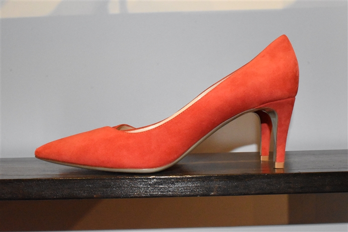 Soft Red Giorgio Armani Pumps, size 9.5