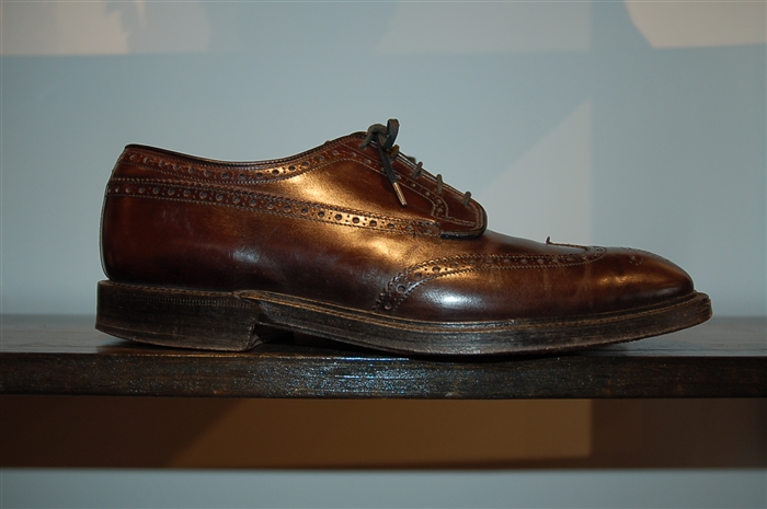 Chestnut Church's Derby, size 9