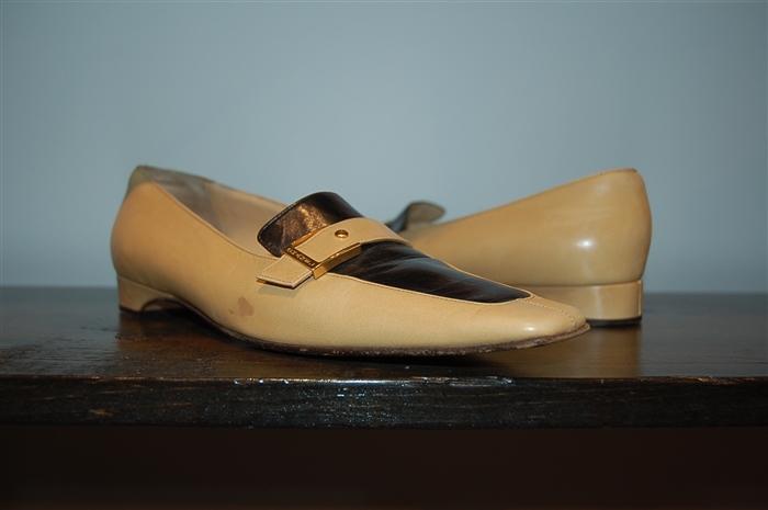 Warm Beige Chanel - Vintage Loafer, size 9